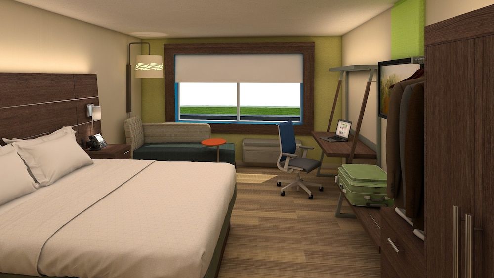 Standard Room, 1 King Bed, Accessible (Mobility Tub)