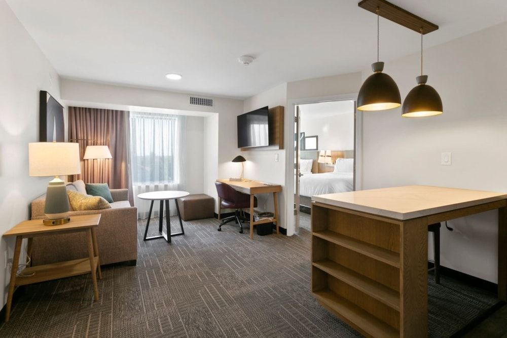 Studio Suite, 2 Queen Beds, Kitchen