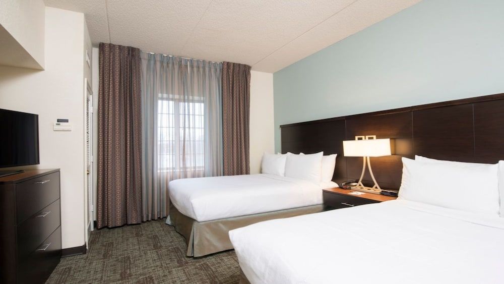 Suite, 2 Bedrooms, Kitchen