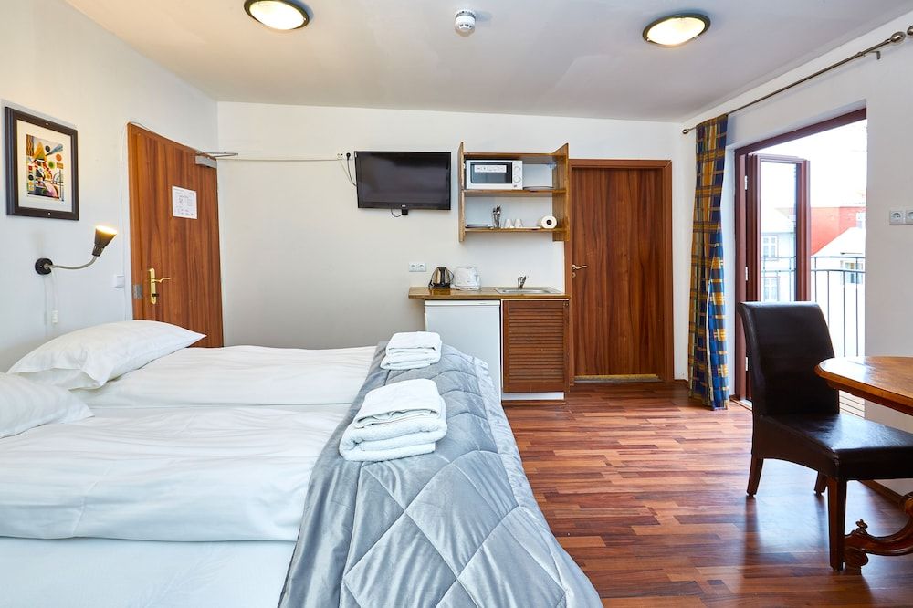 Reykjavík Downtown Hotel Basic Room, 1 King Bed 10