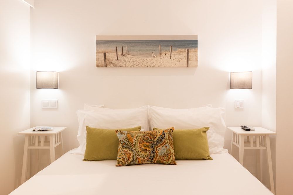 Economy Double Room (Interior)