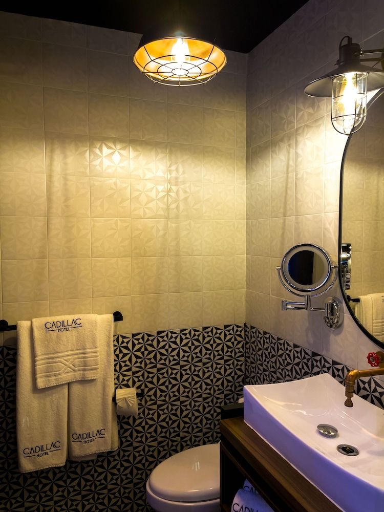 Cadillac Hotel Boutique Grand Room 9