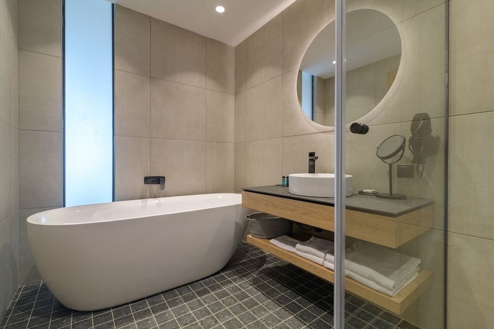 Ensana Aquahouse Health Spa Hotel Executive Room, Park View 2