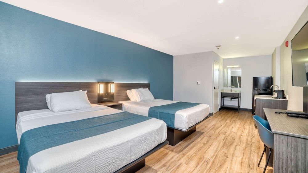 Deluxe Room, 2 Double Beds, Accessible, Non Smoking