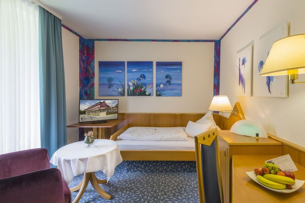 Classic Single Room