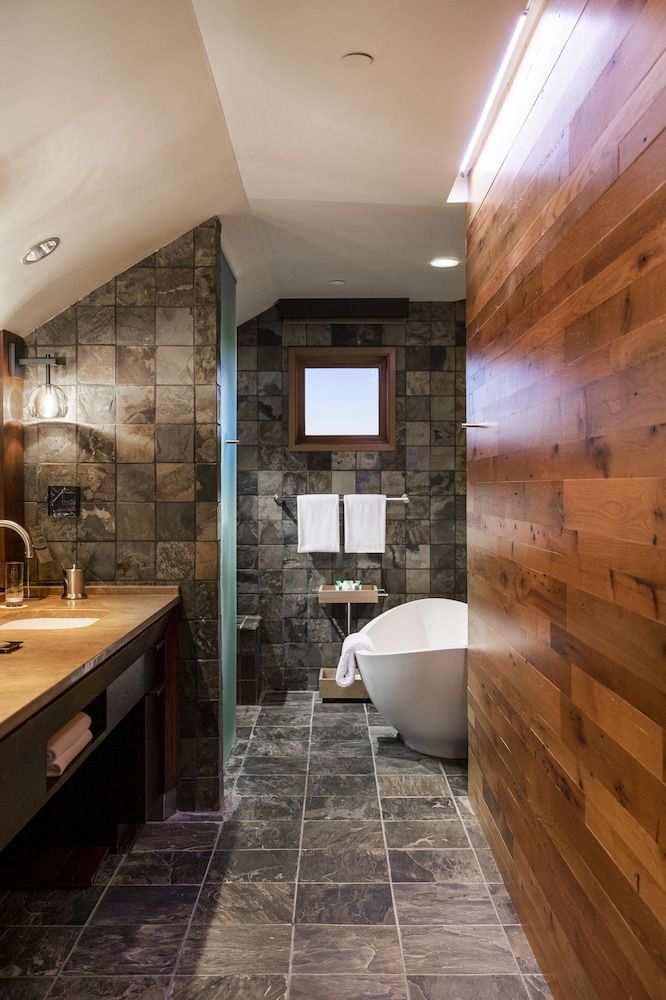 Primland Resort, Auberge Resorts Collection Suite, 2 Queen Beds (Lodge Jr) 4