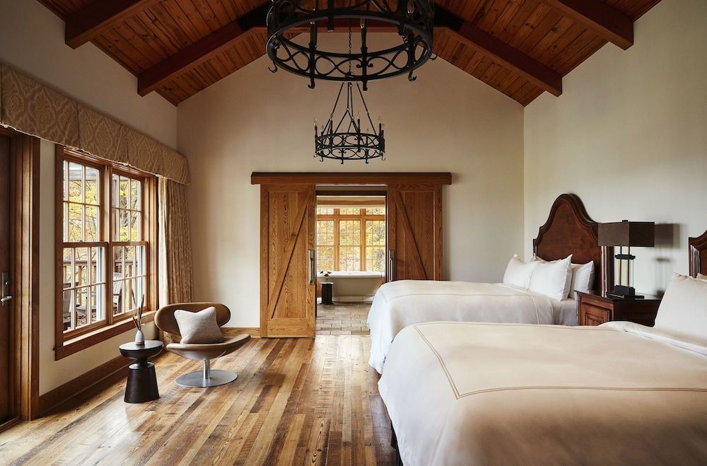 Suite, 2 Queen Beds (Fairway)