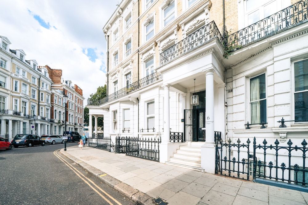 undefined The Knaresborough by Nestor 3