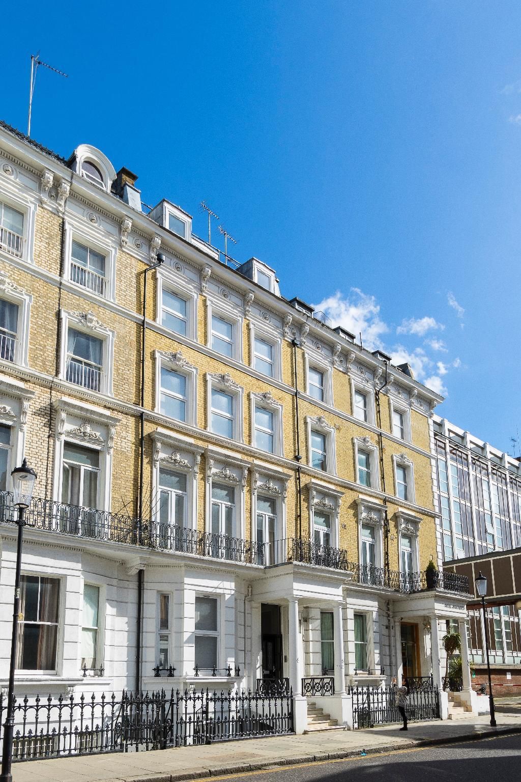 undefined The Knaresborough by Aura Collection