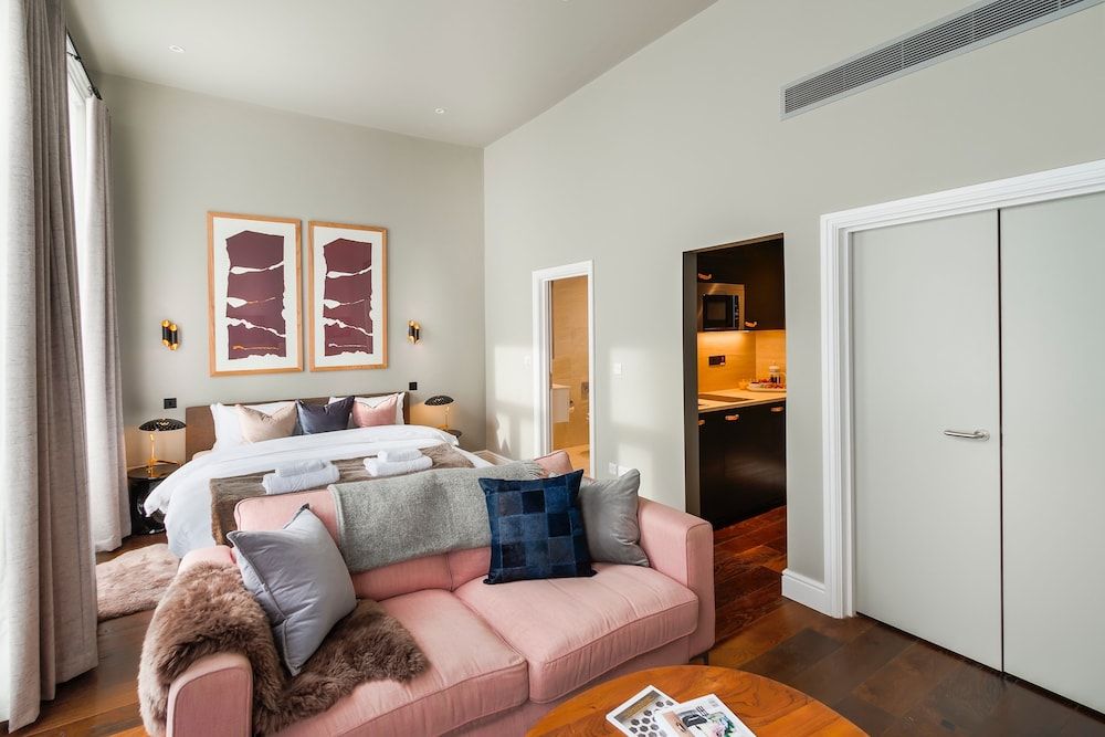 undefined The Knaresborough by Nestor 5