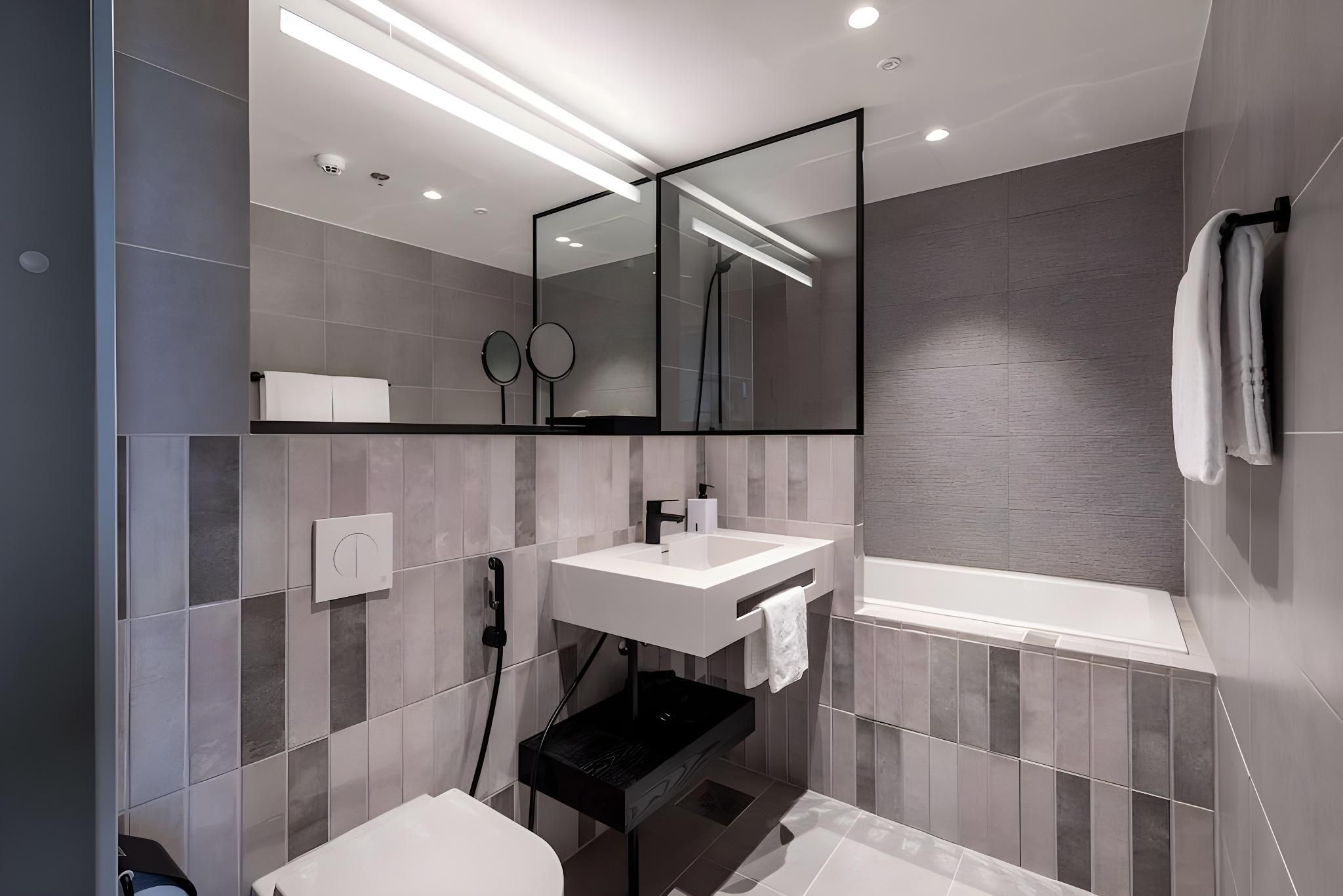 Superior Family Room