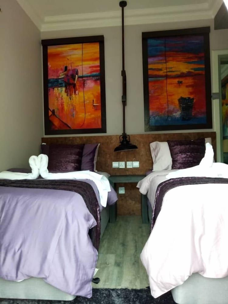 The Royale Chenang Resort Deluxe Twin Room, 2 Twin Beds, Non Smoking 8