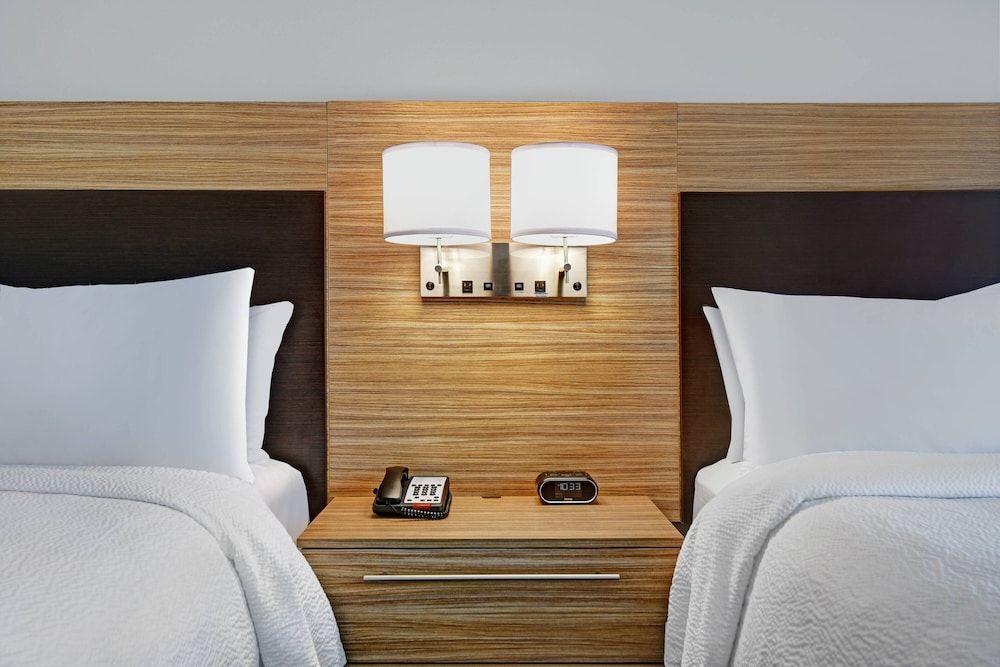 Studio, 2 Queen Beds (Mobility Accessible, Tub)