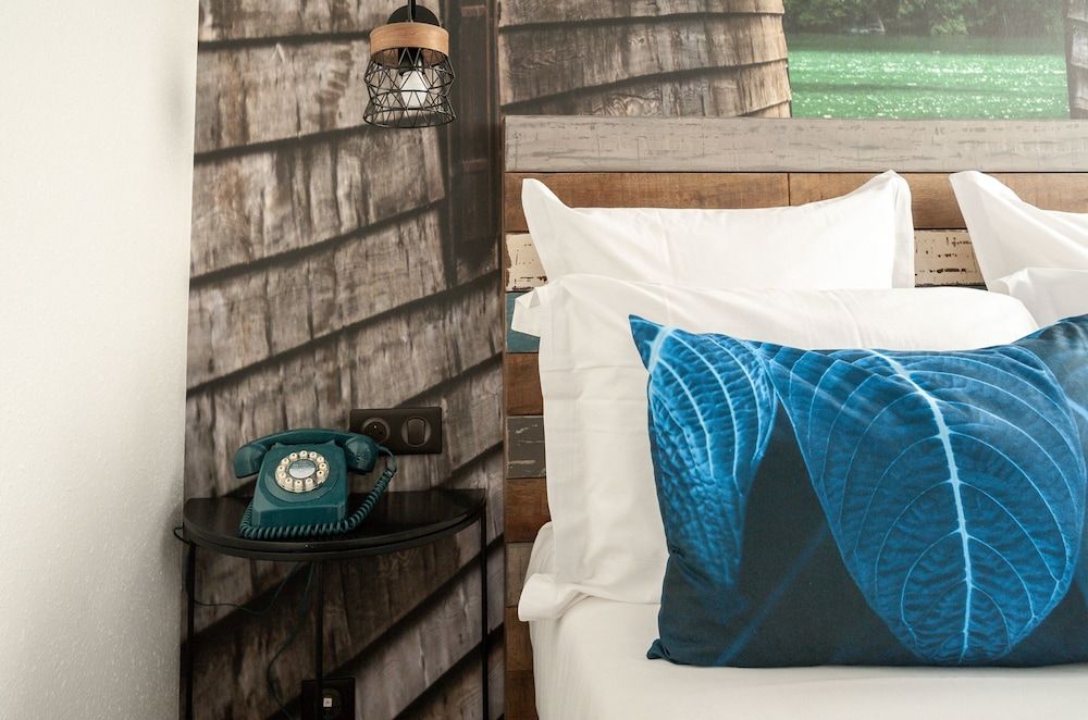 La Maison Hotel Mulhouse Superior Double Room Single Use 4