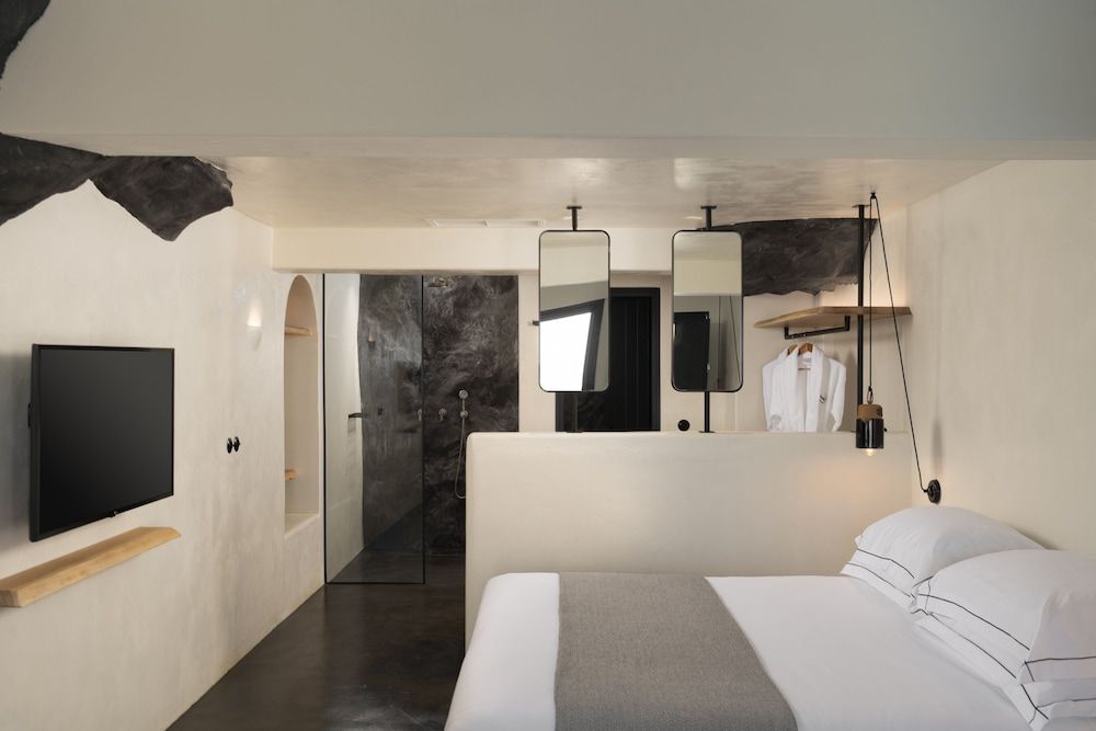 Stella Rocca A Mare Rocca Superior with Caldera View & Outdoor Hot Tub 2