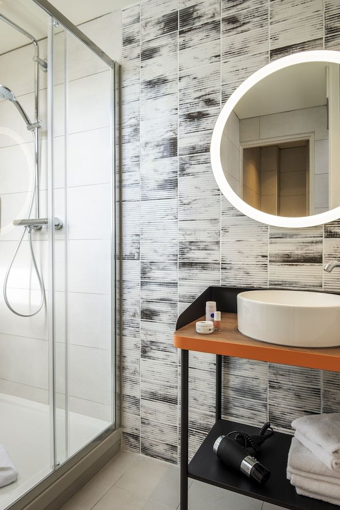 ibis Styles Paris Gare de Lyon Bastille Standard Double Room, 1 Double Bed 2