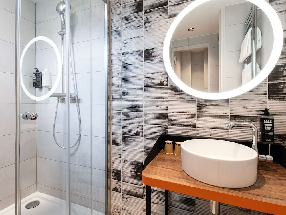 ibis Styles Paris Gare de Lyon Bastille Standard Double Room, 1 Double Bed 4