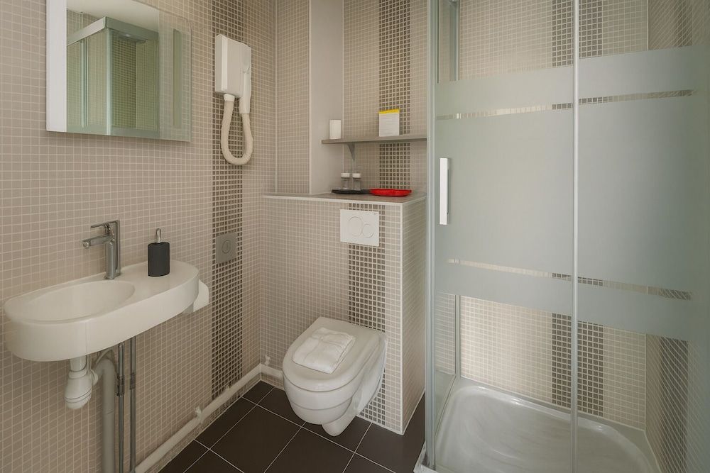 undefined Hôtel du Parc Montsouris 6