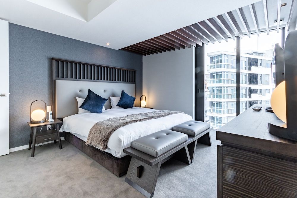 2 Bedroom Suite