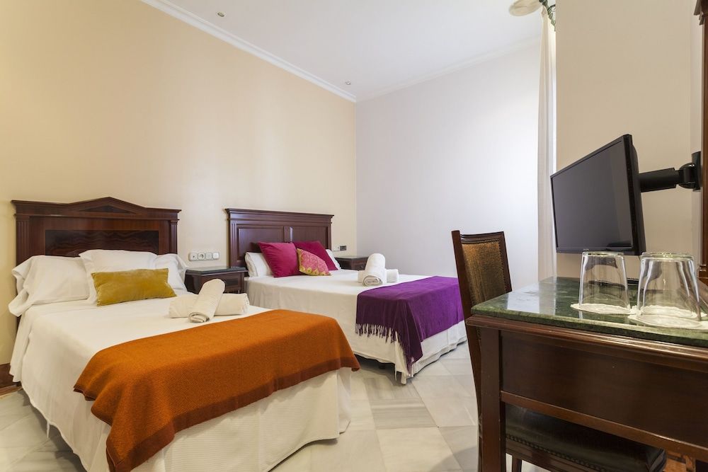 Hotel Baco Triple Room 4