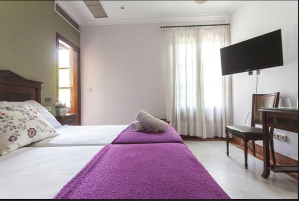 undefined Hotel Baco 2