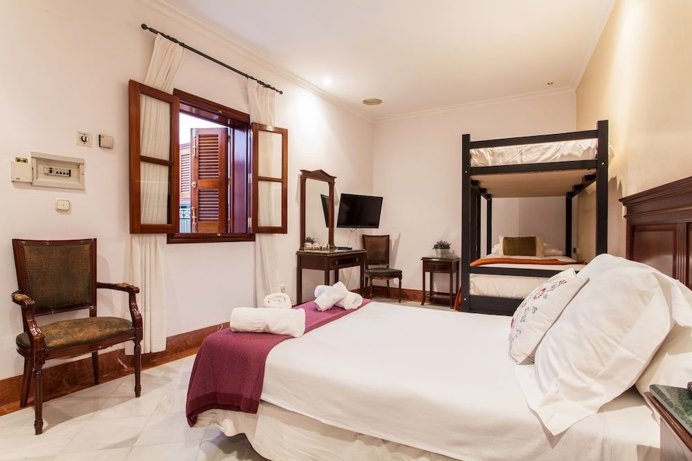 undefined Hotel Baco 4