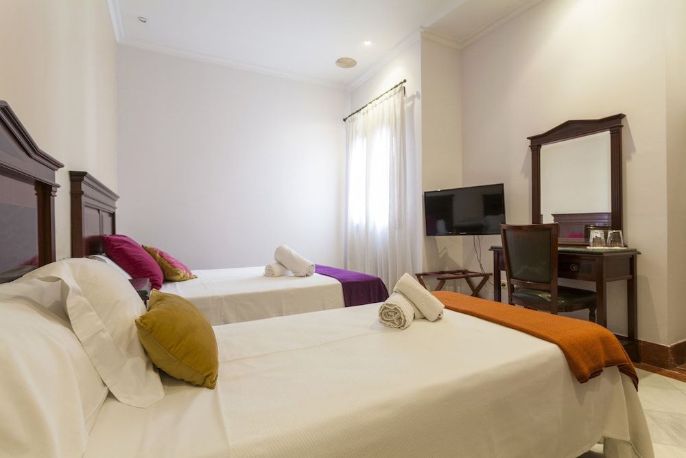 Hotel Baco Triple Room 8