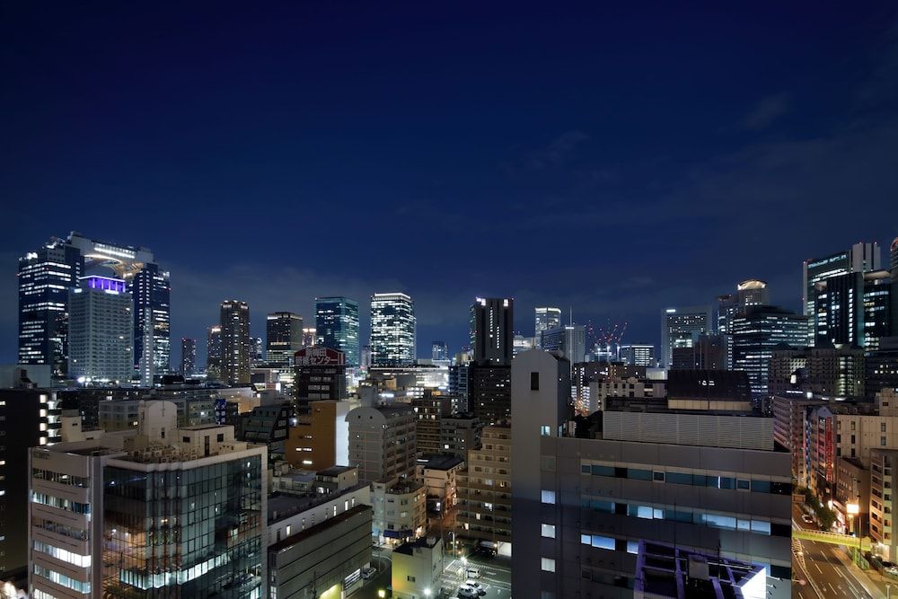 Moxy Osaka Umeda Room, 2 Twin Beds, Non Smoking, City View 4