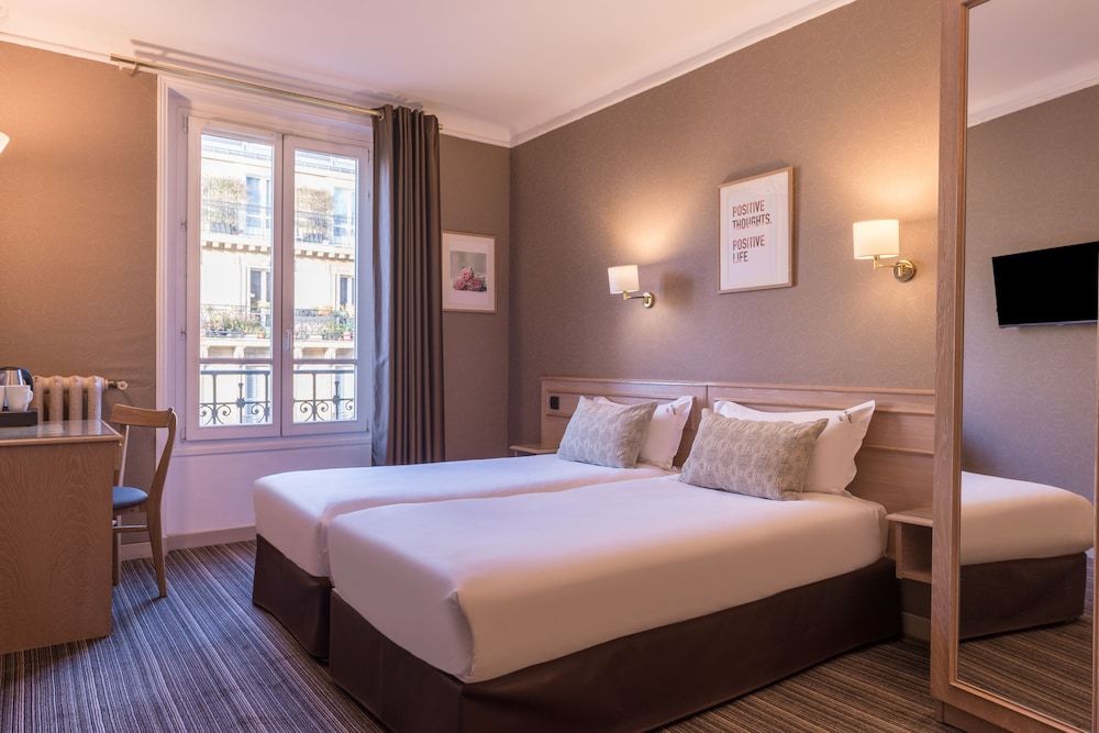 Paris France Superior Twin Room 3