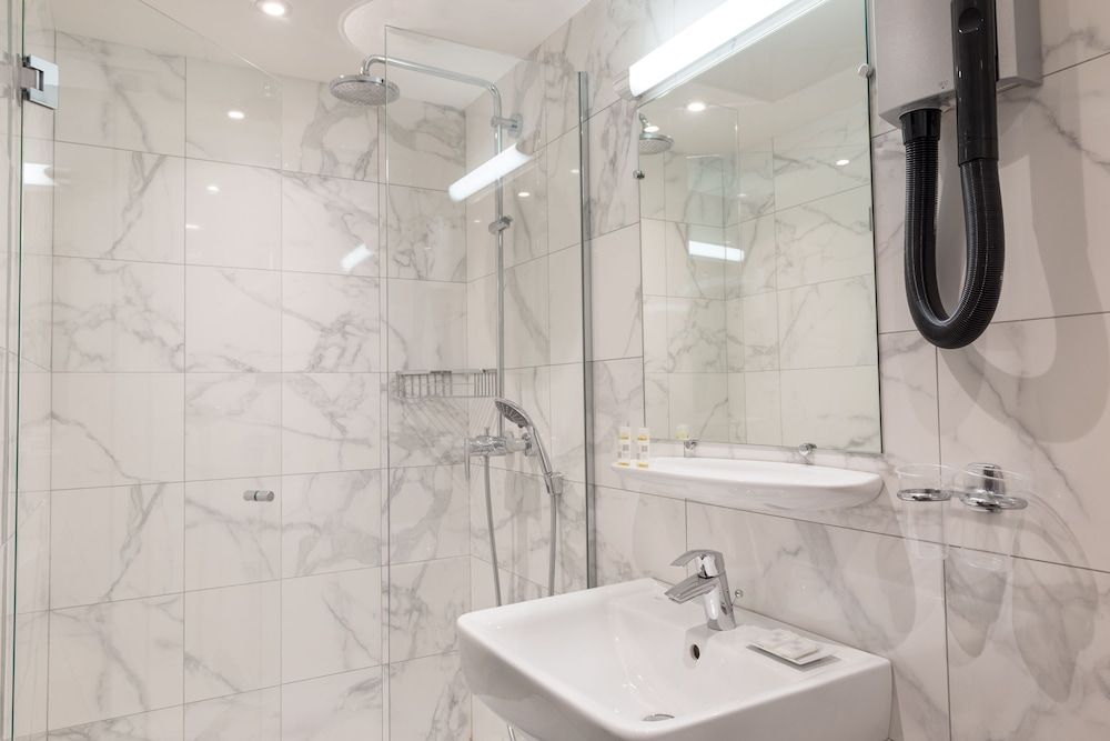 Paris France Superior Twin Room 6