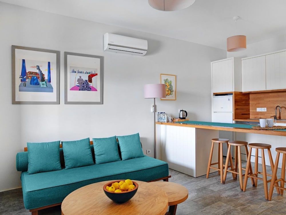 Dorman Suites Hotel Romantic Suite 12