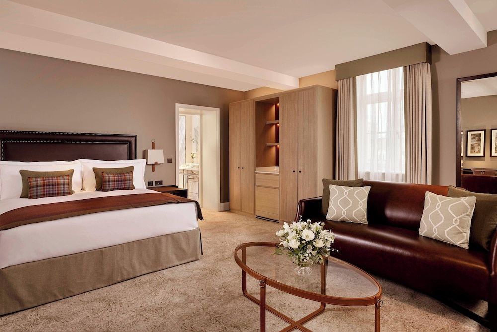 undefined The Langley, a Luxury Collection Hotel, Buckinghamshire 3