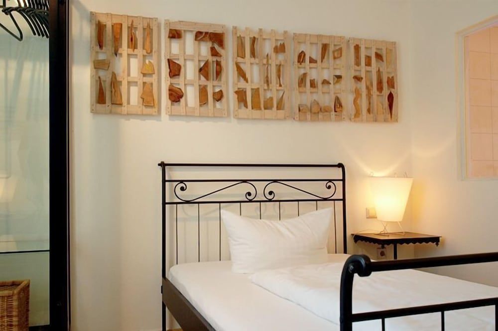 Romantikhotel Rebstock art & design Single Room (Boutique style)