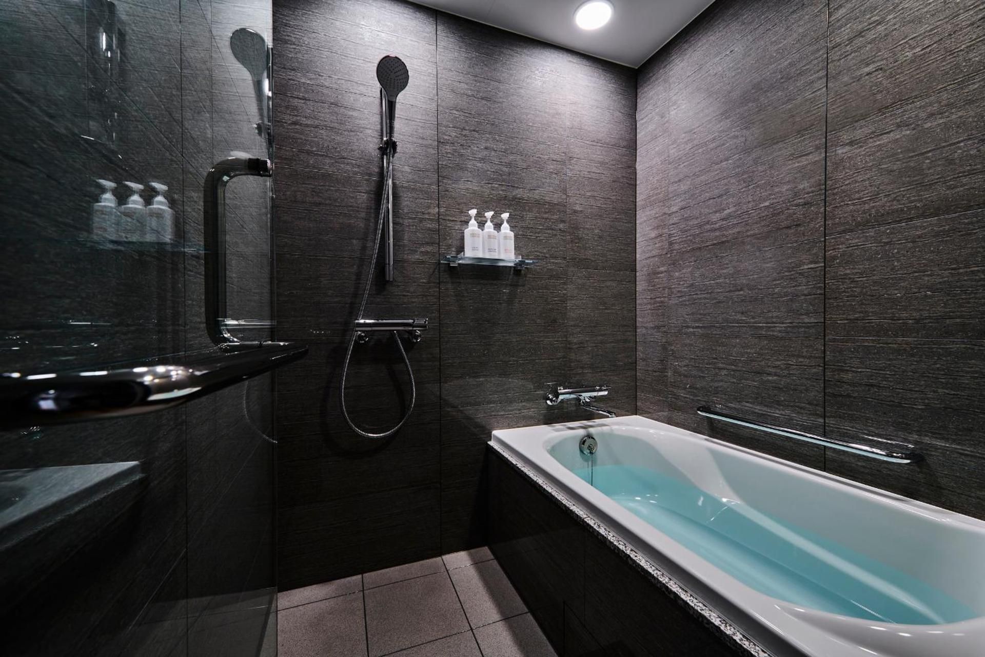 Superior Twin Room - Non-Smoking