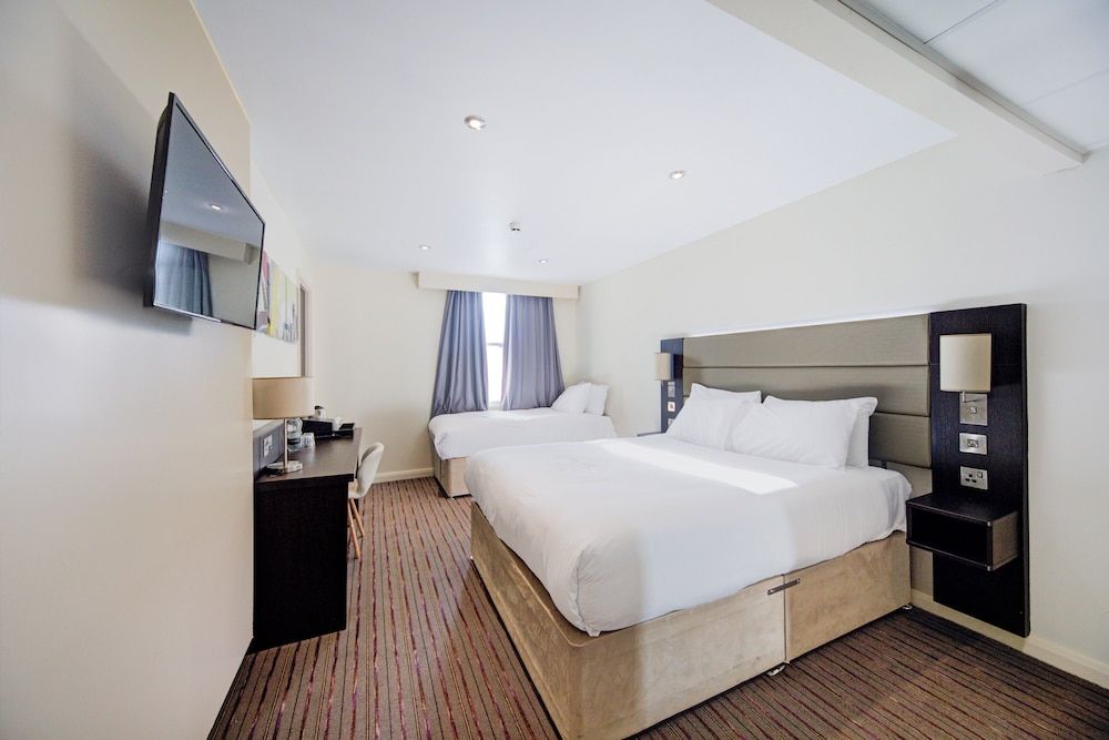 undefined Belvilla Newport City Centre Hotel - Lifestyle 4