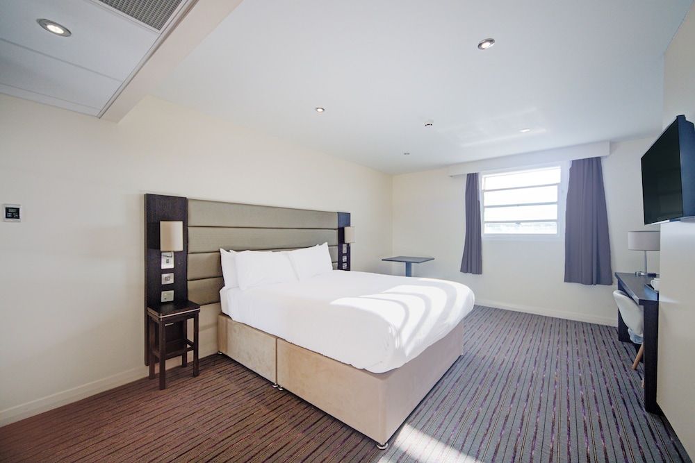 undefined Belvilla Newport City Centre Hotel - Lifestyle 6