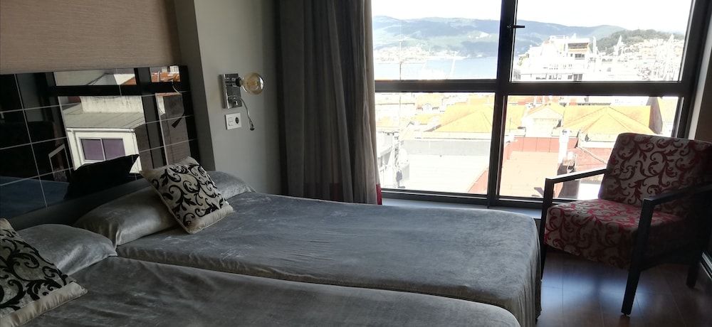 Hotel Silken Axis Vigo Standard Double or Twin Room, Sea View 3