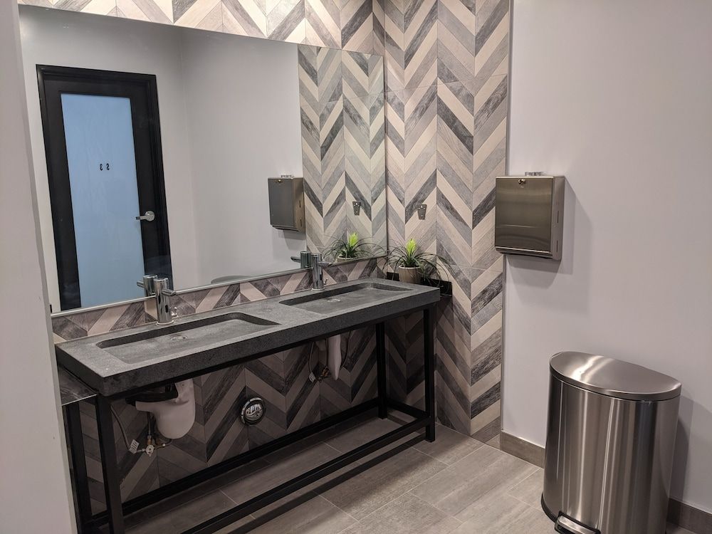 Stay Classy Hostel Full Bed Pod - Shared Dorm 5