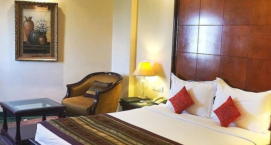 Mansingh Palace Agra Taj View Room 2