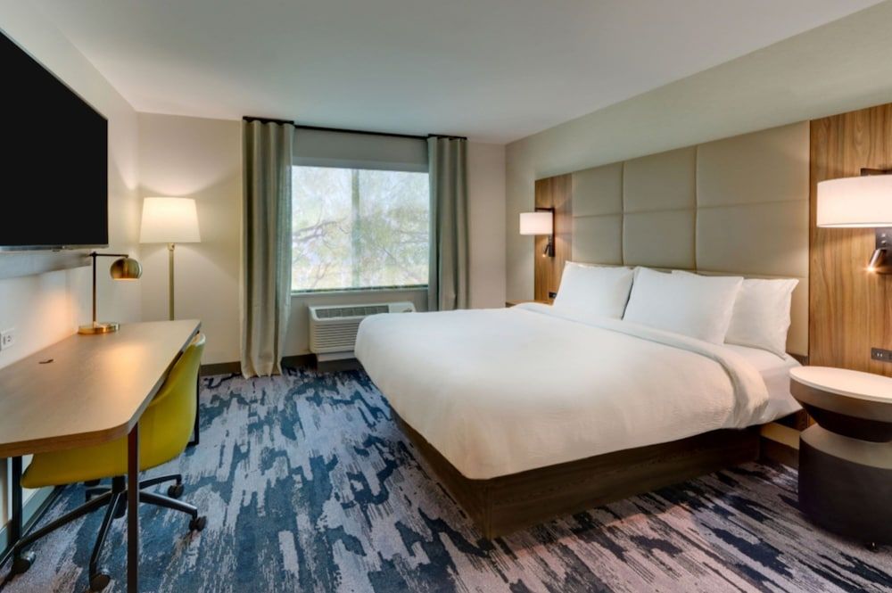 Room, 1 King Bed, Non Smoking