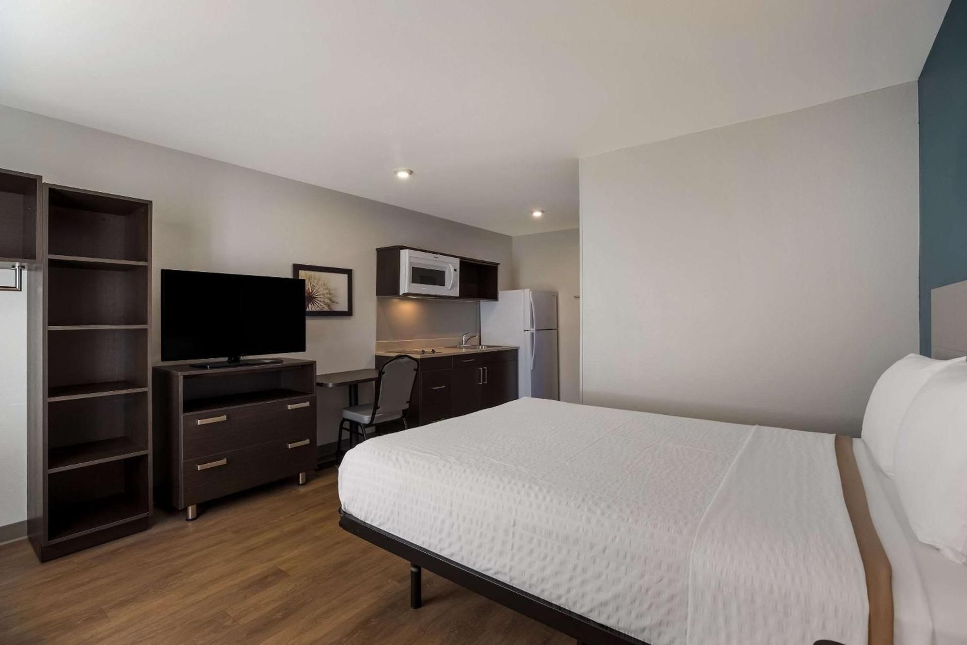 Standard Double Room - Non-Smoking