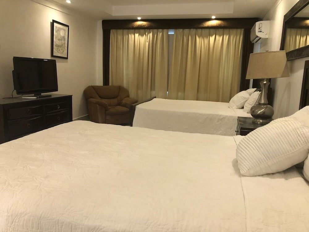 Golden House Hotel & Restaurant Superior Double Room 7