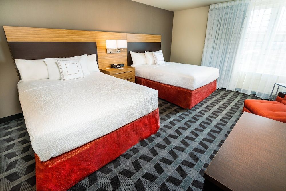 Studio Suite, 2 Queen Beds (Hearing Accessible)