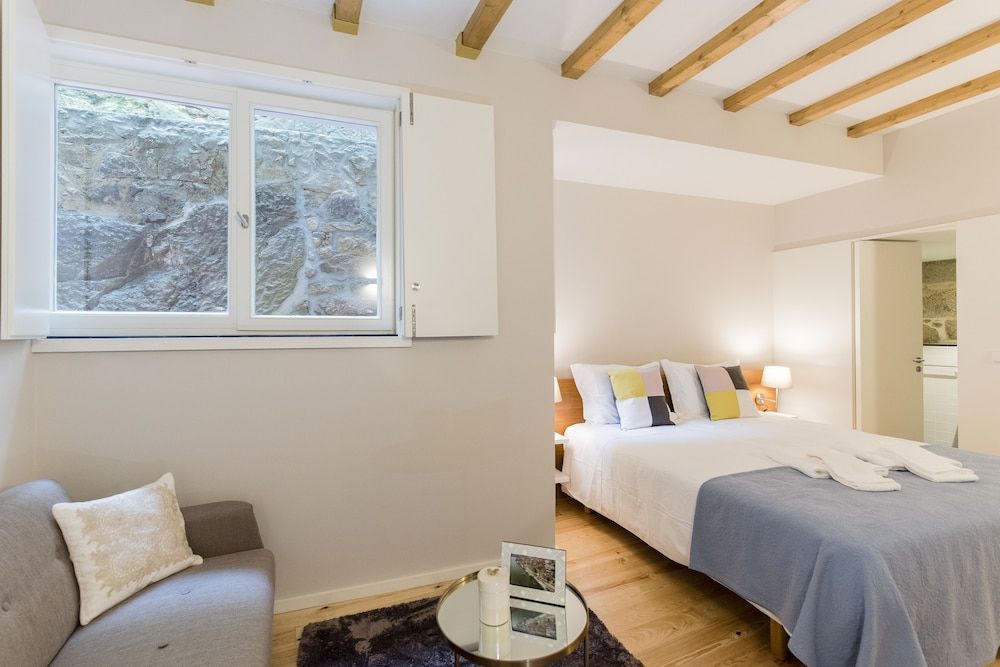 undefined Oporto Trendy River 10