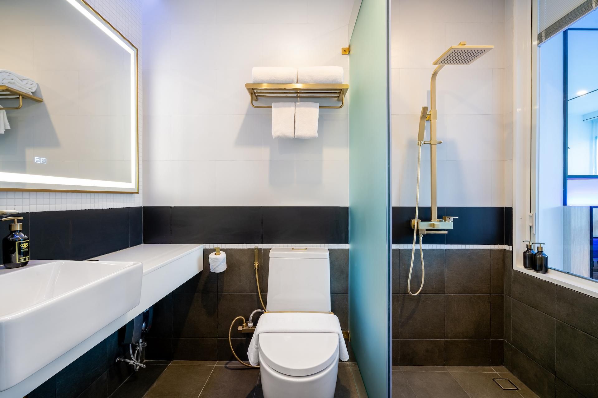 Deluxe Pool Access Room