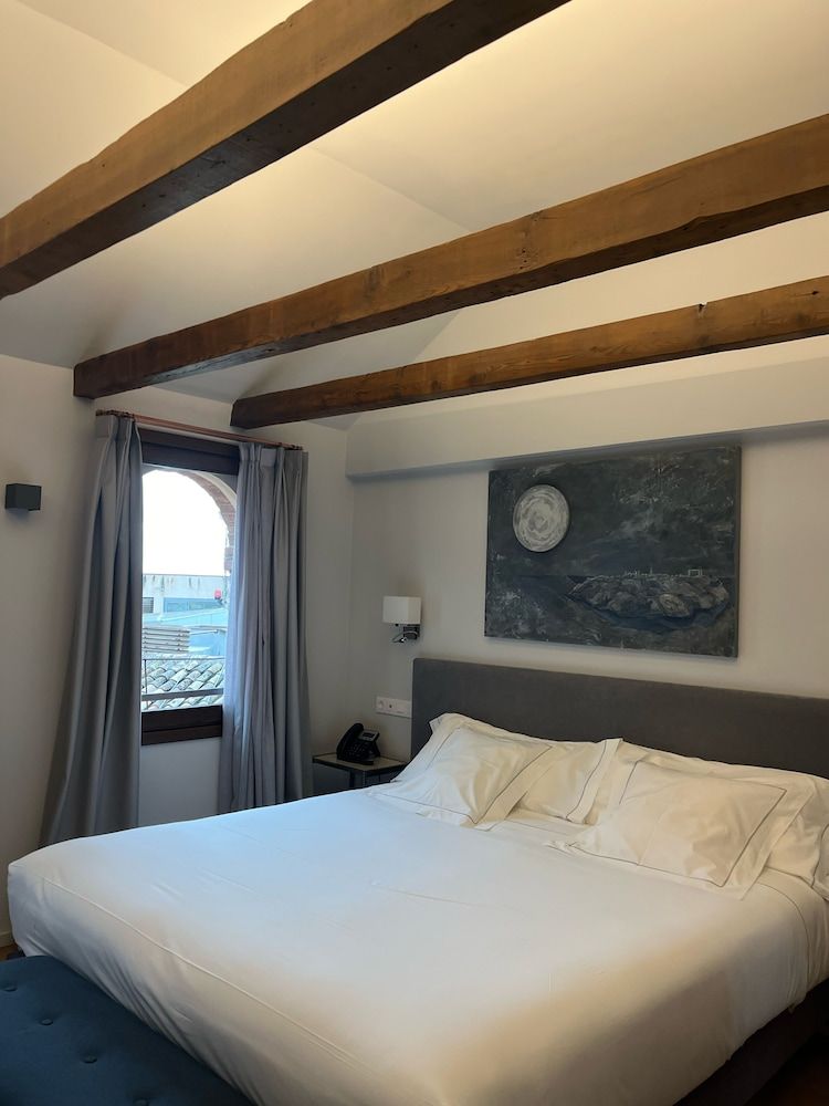 Posada de la Silleria Superior Double Room 8