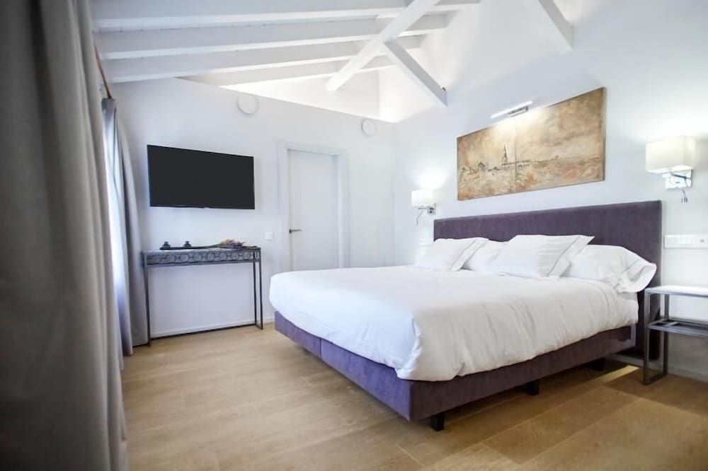 Double Room (Boutique)