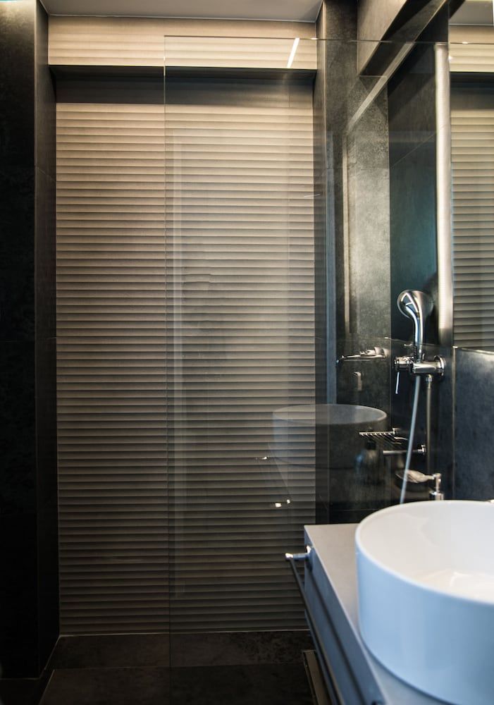 Pinacota Suites Athens Junior Suite (G2) 4