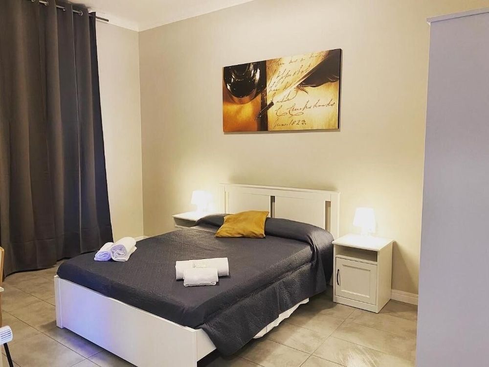 Hotel Golden Milano Standard Double Room 4