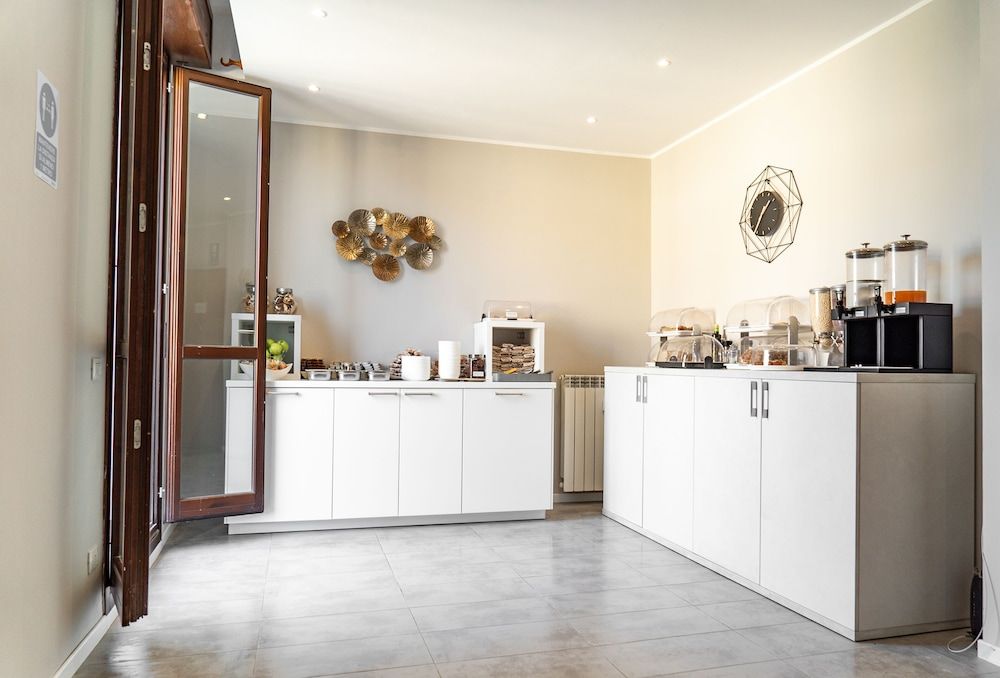 undefined Hotel Golden Milano 10